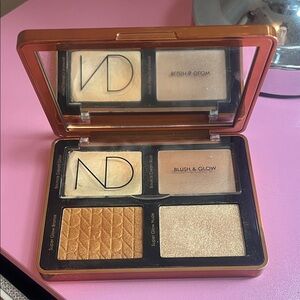 Natasha Denona bronze cheek face glow palette
